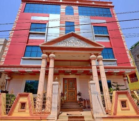 Hotel Sambit International, Near Sea Beach Puri Zewnętrze zdjęcie