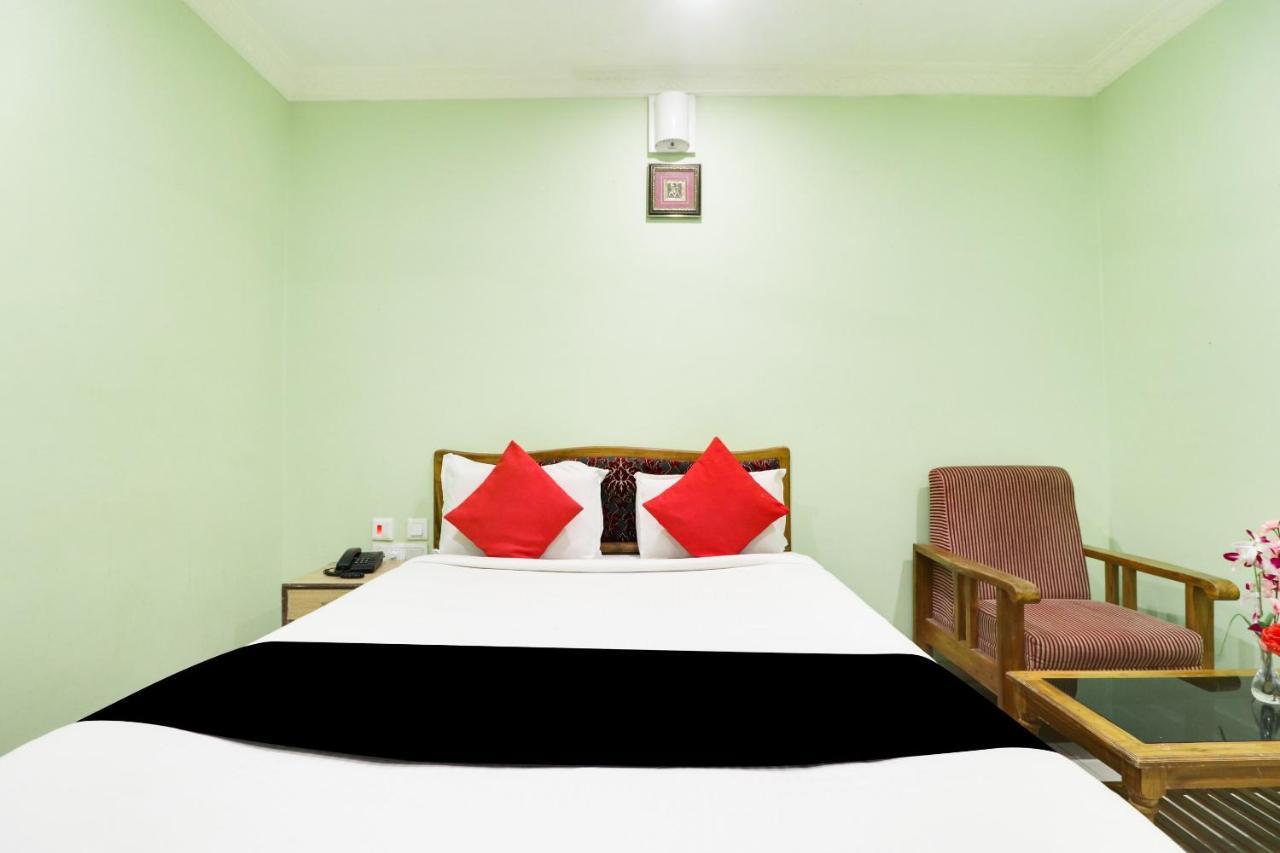 Hotel Sambit International, Near Sea Beach Puri Zewnętrze zdjęcie